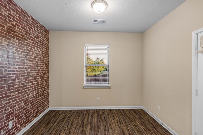 Building Photo - Single family Home in Princeton