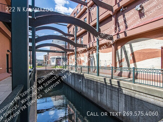 Building Photo - 222 N Kalamazoo Mall