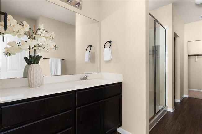 Building Photo - 3301 Ortman Dr