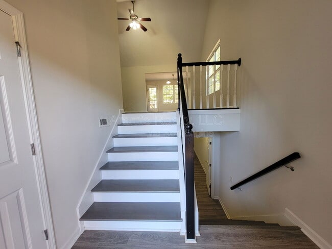 Building Photo - 120 Buddy Blvd