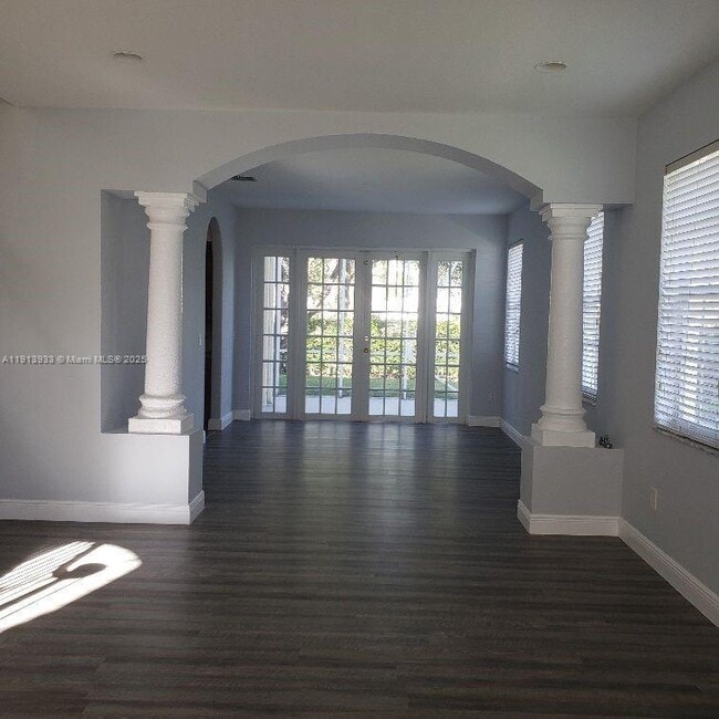 Building Photo - 6506 Marbletree Ln