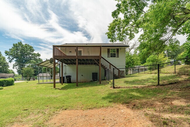 Building Photo - 3312 Kendallmac Ln