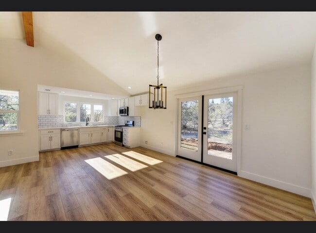 Building Photo - 4491 Buckeye Rd