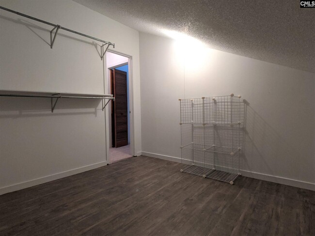 Building Photo - 5004 Village Creek Dr