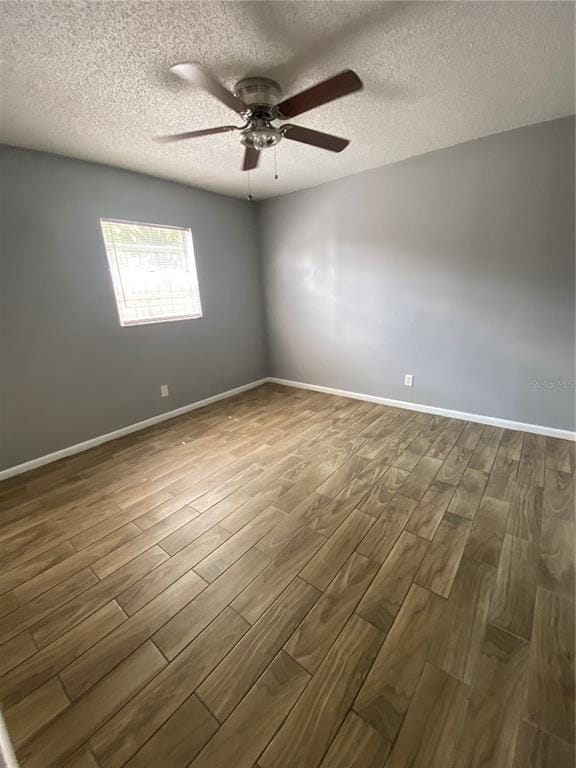 Building Photo - 1725 Julian Ln Dr