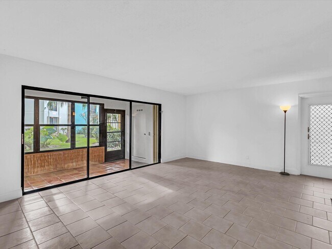 Building Photo - 524 Osprey Dr