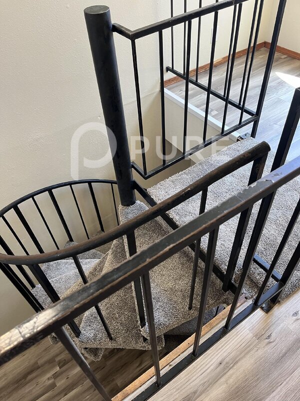 Building Photo - 318 La Veta Dr