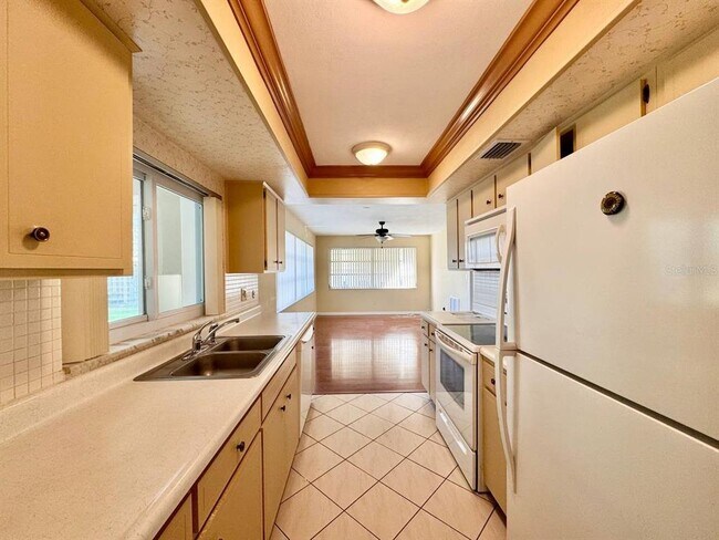 Building Photo - 2060 Attache Ct