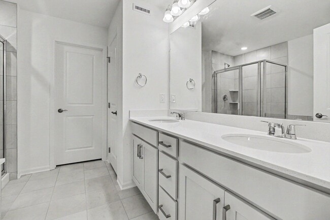 Building Photo - 5660 Corgi Dr