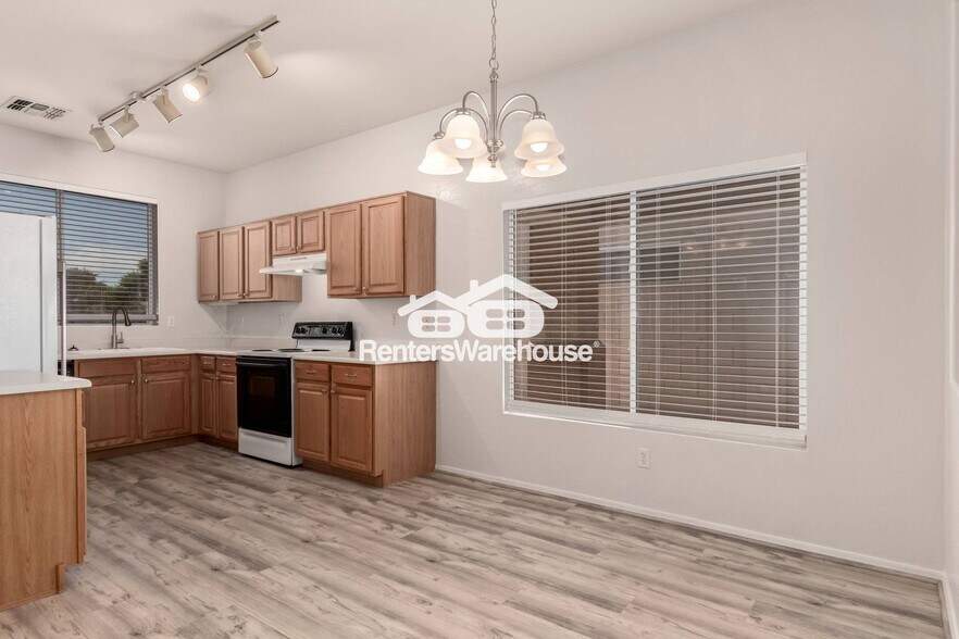 Building Photo - 15338 W Banff Ln