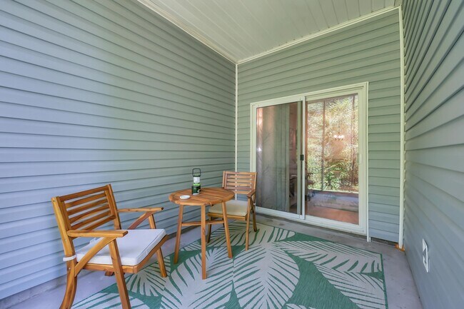 Building Photo - 106 Westhaven Dr