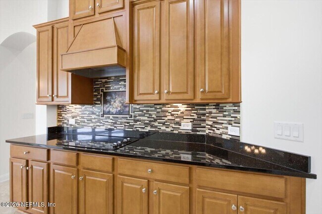 Building Photo - 743 E Dorchester Dr