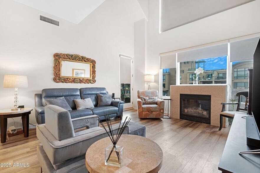 Living Room - 16 W Encanto Blvd