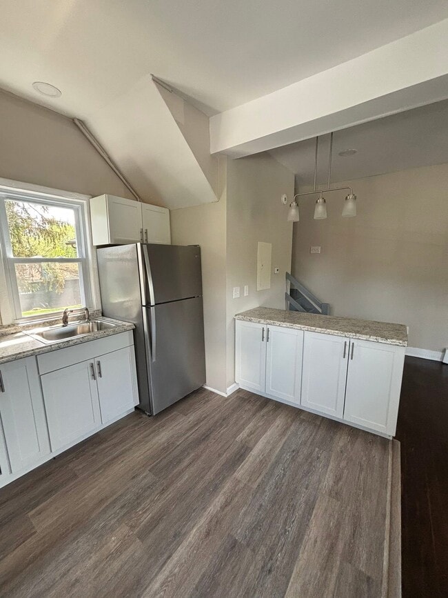 Building Photo - 74 Yankee Folly Rd