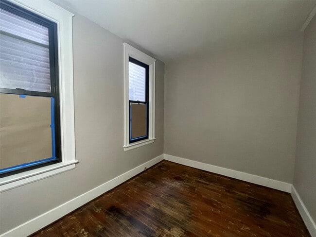 Building Photo - 833 German St