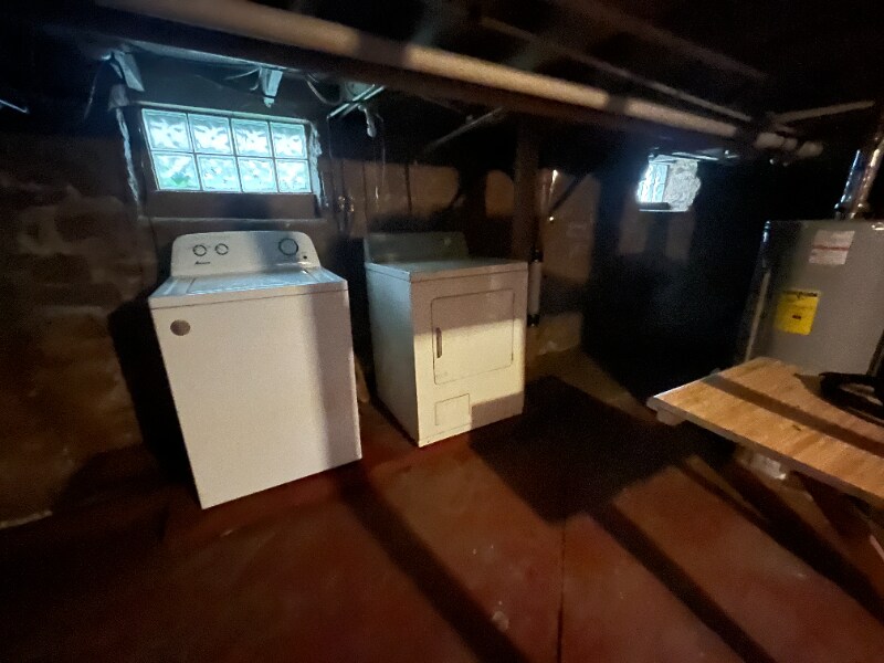 Building Photo - 2023 5th Ave