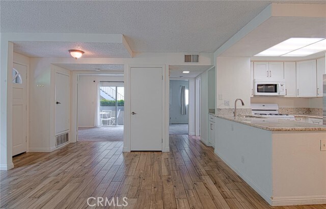 Building Photo - 24407 Avenida De Los Ninos