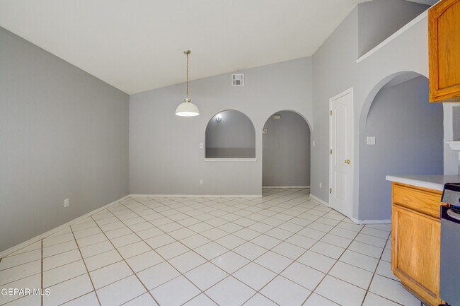 Building Photo - 3404 Rosinie Rose Pl