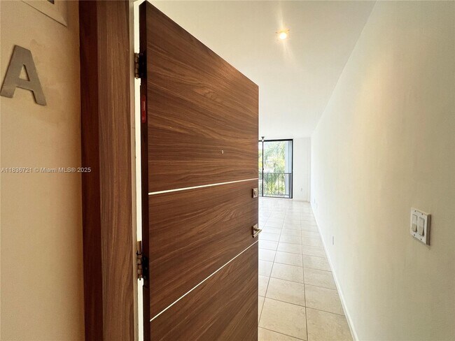 Building Photo - 155 Sunrise Dr