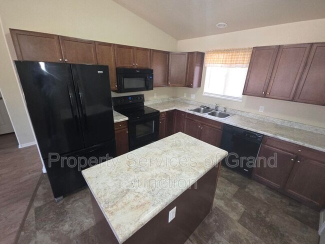 Building Photo - 3154 Glendam Drive