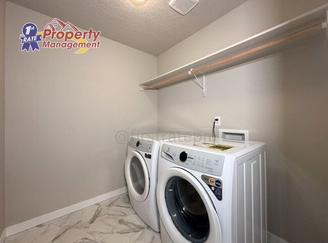 Building Photo - 3071 N Network Ln