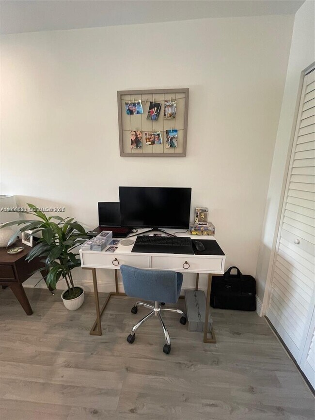 Building Photo - 7801 NE 4th Ct