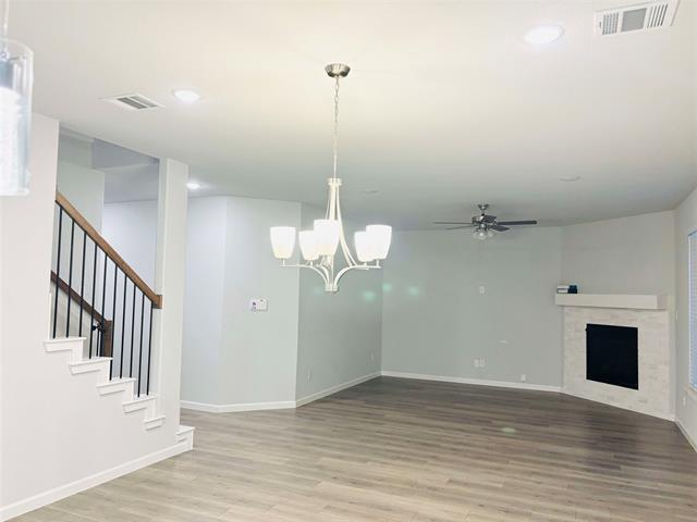 Building Photo - 4732 Bluffview Dr