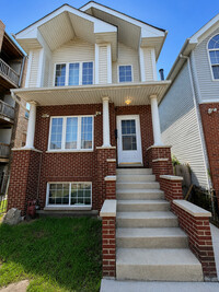 Building Photo - 7213 S Vincennes Ave