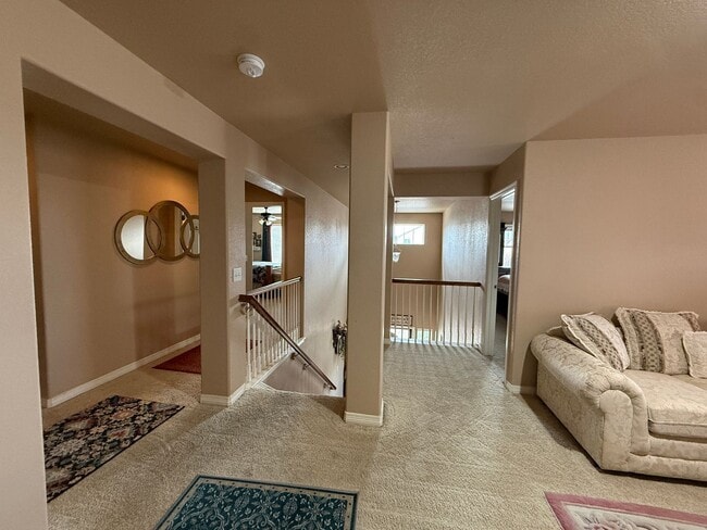 Building Photo - 6 Bed 4 Bath Home with 4,913 Sqft Near Peterson Space Force Base & Schriever Space Force Base!!!