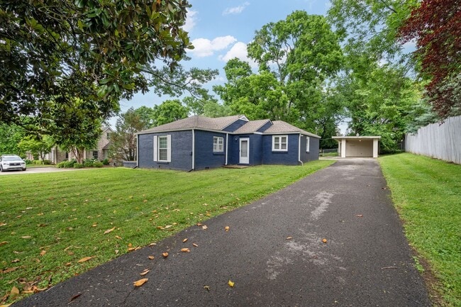 Building Photo - 4020 Vailwood Dr