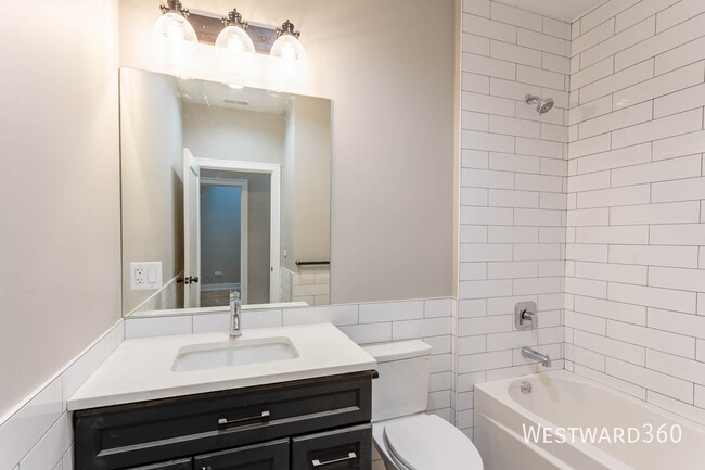 Building Photo - 1470 Webster-203