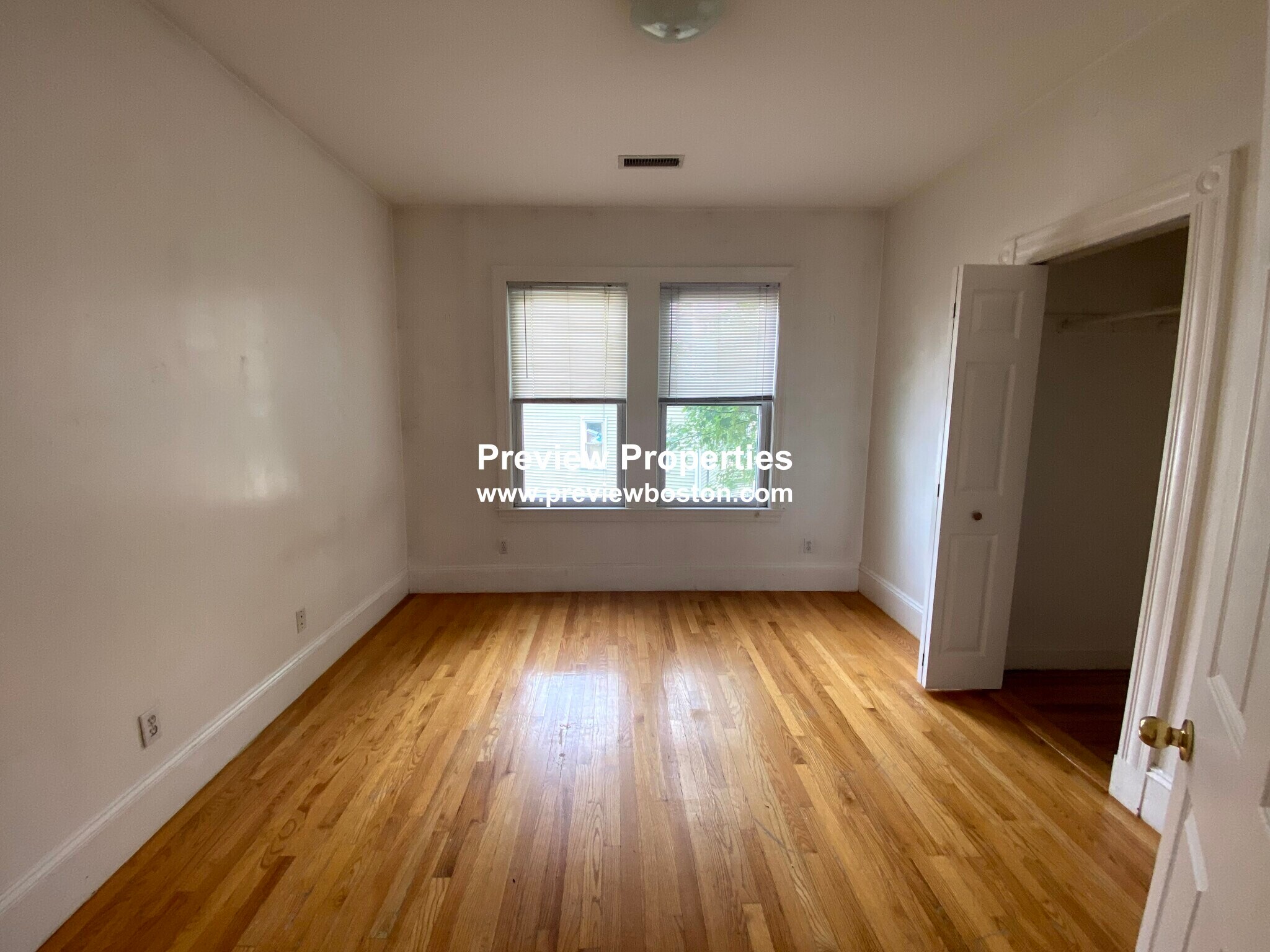 Building Photo - 44 Champney St