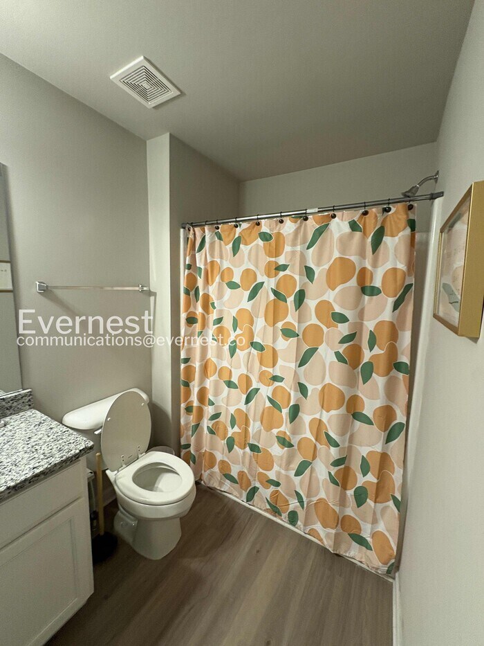 Building Photo - 1538 Persimmon Trce