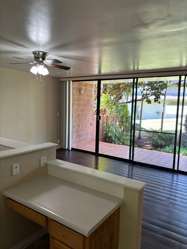 Building Photo - West Maui Breakers (A-Building)