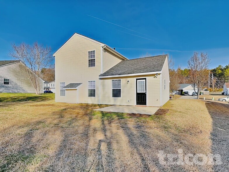 Building Photo - 4932 Aldersbrook Dr