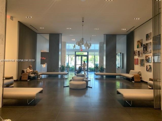 Building Photo - 1600 NE 1st Ave