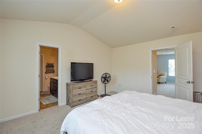 Building Photo - 7517 Thorn Bluff Rd
