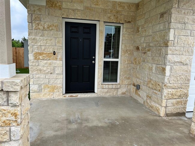 Building Photo - 229 Tall Grass Dr