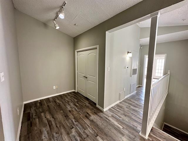 Building Photo - 9823 Summerwood Cir