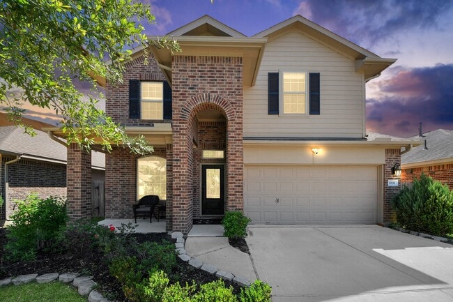 Building Photo - 8111 Fairfield Mnr Wy