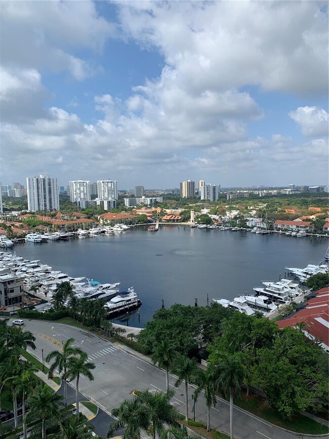 Building Photo - 21205 Yacht Club Dr