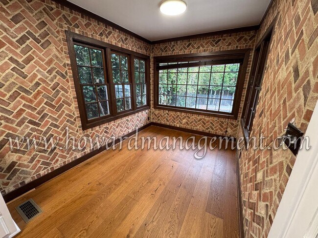 Building Photo - ***OPEN HOUSE 6/13 (11am-1pm)*** Contempor...