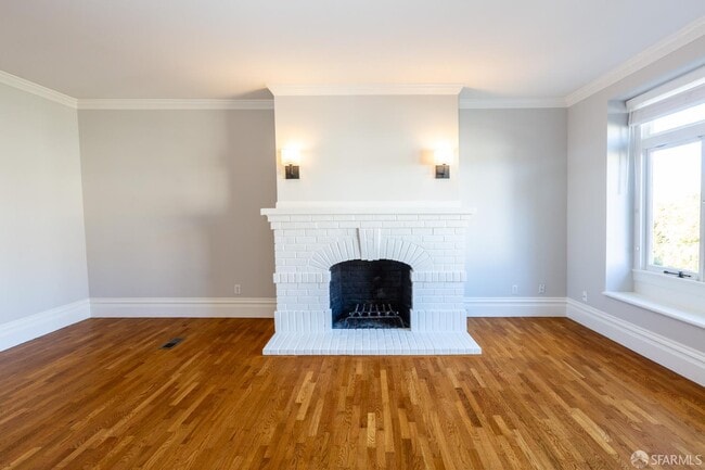 Building Photo - 2759 Union St