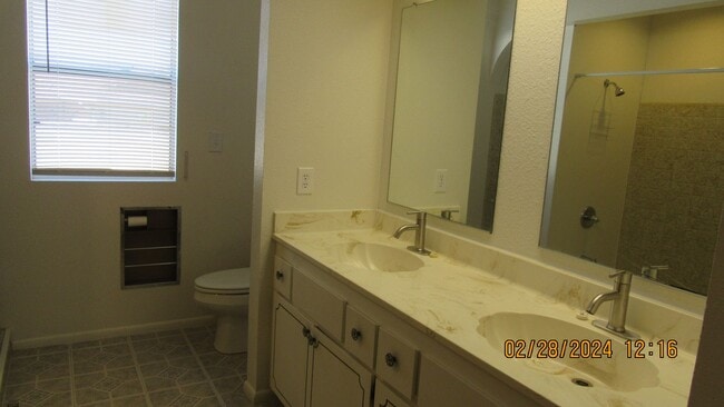 Building Photo - 2571 Talisman Ln