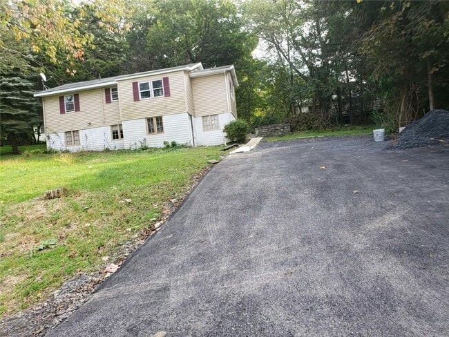 Building Photo - 3 Whippoorwill Trail