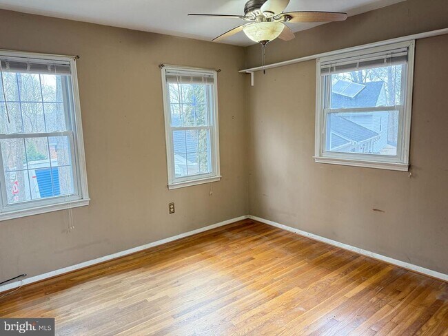 Building Photo - 12003 Skipjack Ct