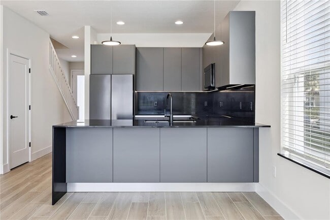 Building Photo - 17334 Serenidad Blvd