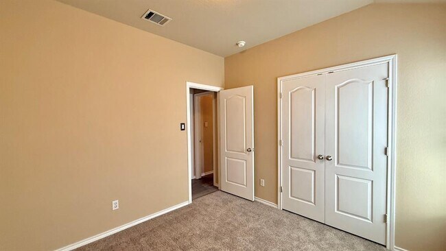 Building Photo - 1473 Rainbow Parke Dr