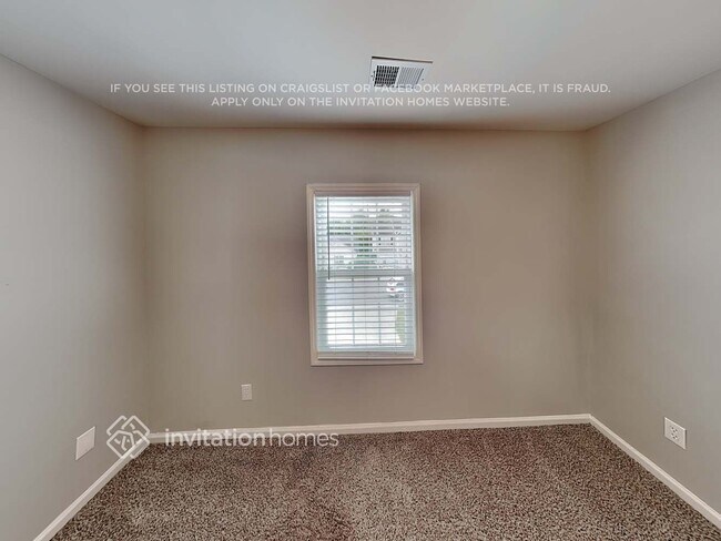 Building Photo - 716 Raindrops Rd