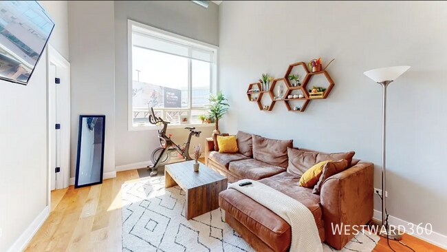 Building Photo - 1470 Webster-204